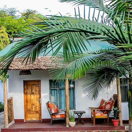 Blue Elephant Villas Аруша Екстериор снимка