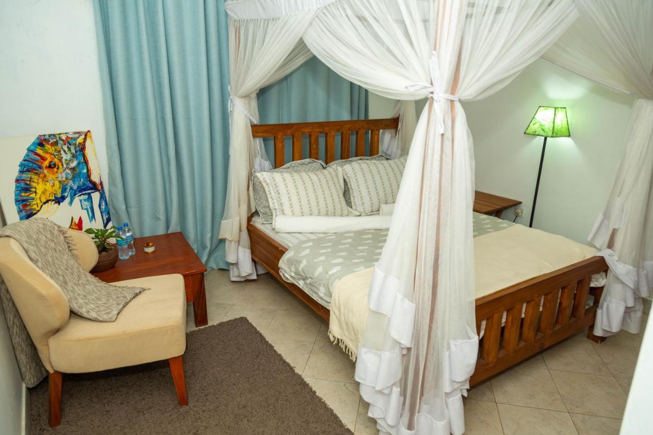 Blue Elephant Villas Аруша Екстериор снимка