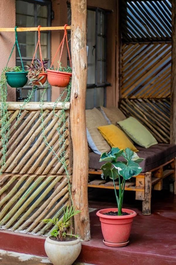 Blue Elephant Villas Аруша Екстериор снимка